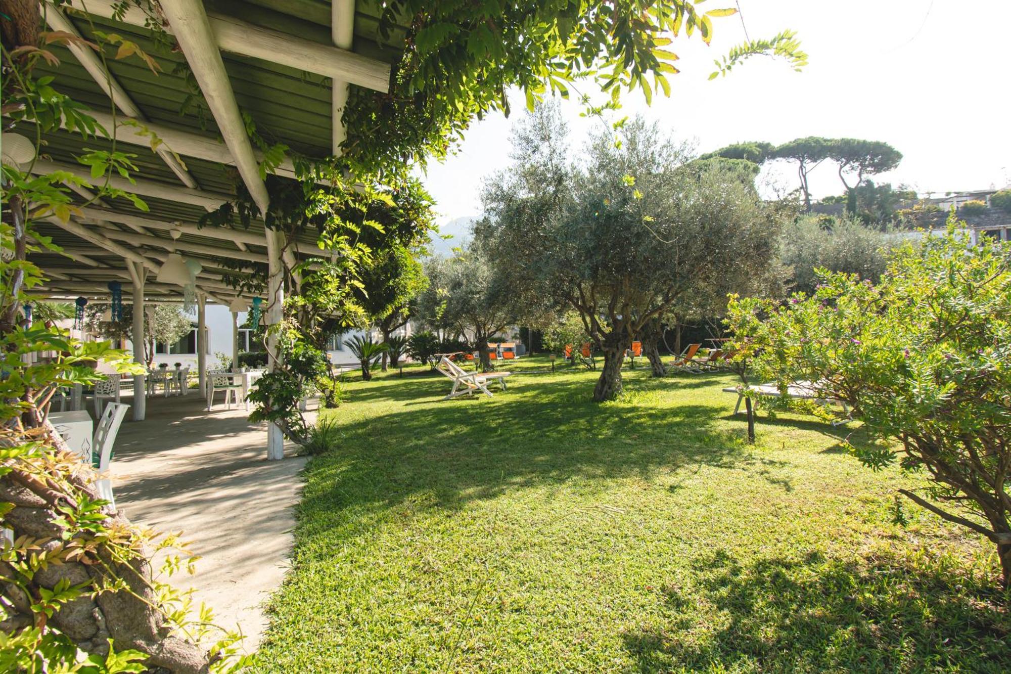 Victoria Park Resort Ischia Esterno foto